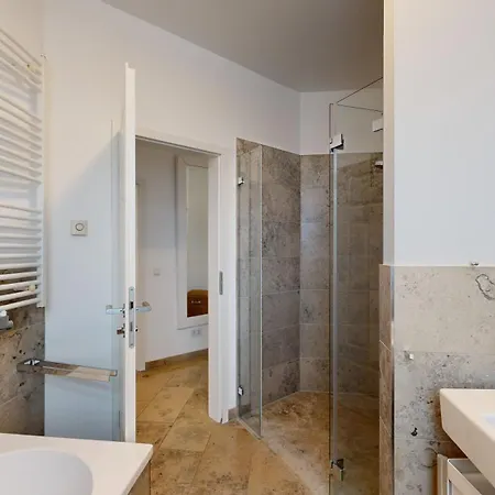 Fewo Direkt Am Strand Mit Balkon Und Meerblick, Villa Seeblick, Binz Апартаменты