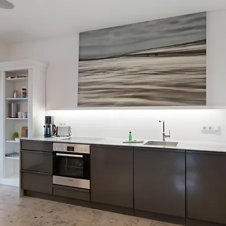 Апартаменты Fewo Direkt Am Strand Mit Balkon Und Meerblick, Villa Seeblick, Binz Остзебад Бинц