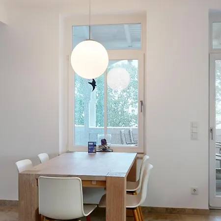 Fewo Direkt Am Strand Mit Balkon Und Meerblick, Villa Seeblick, Binz