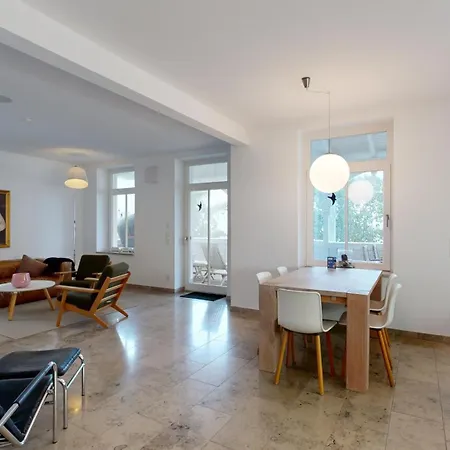 Fewo Direkt Am Strand Mit Balkon Und Meerblick, Villa Seeblick, Binz Апартаменты *