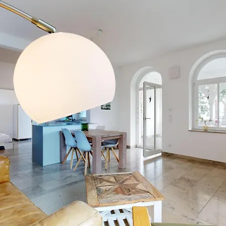 Fewo Direkt Am Strand Mit Balkon Und Meerblick, Villa Seeblick, Binz Апартаменты *