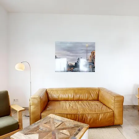 FeWo direkt am Strand mit Balkon und Meerblick, Villa Seeblick, Binz * Binz