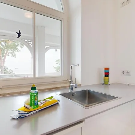 Apartment FeWo direkt am Strand mit Balkon und Meerblick, Villa Seeblick, Binz Binz